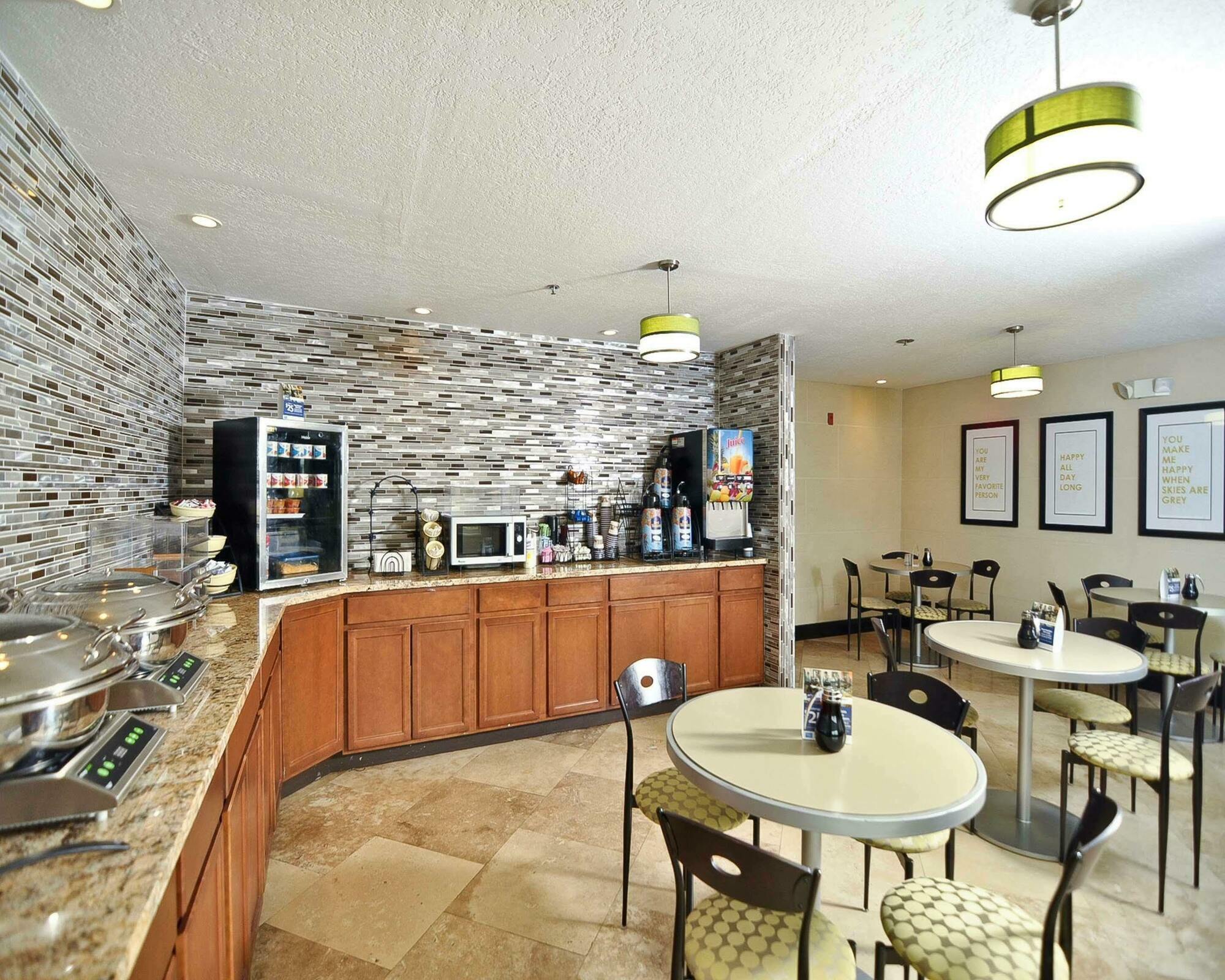 Best Western Norwalk Exteriér fotografie